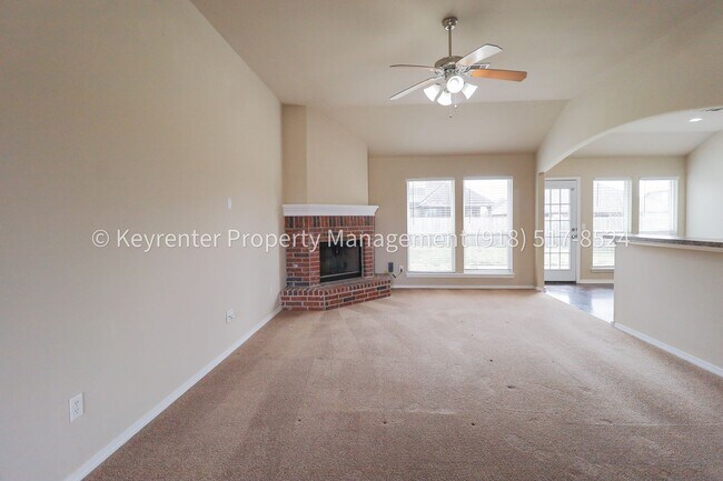 Building Photo - 3 Bed | 2 Bath | Broken Arrow