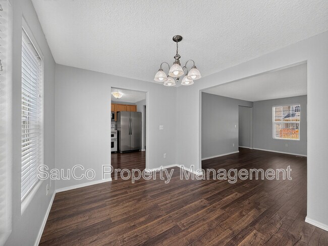 Building Photo - 48 S 17th Ct