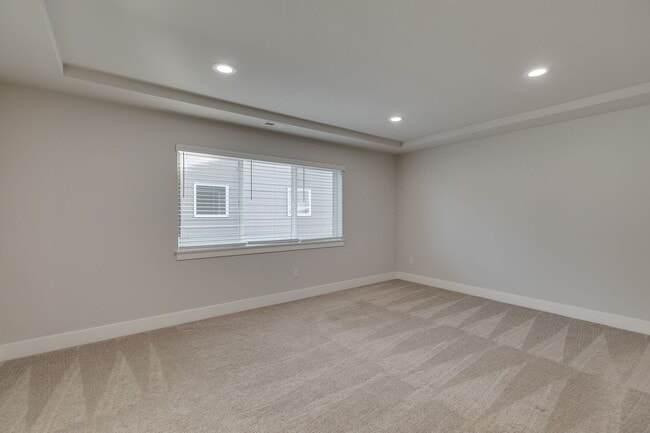 Building Photo - Seattle Hill Road Area Beautiful 5 Bedroom...