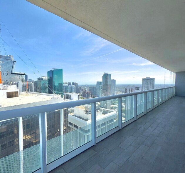 Building Photo - 50 Biscayne Blvd