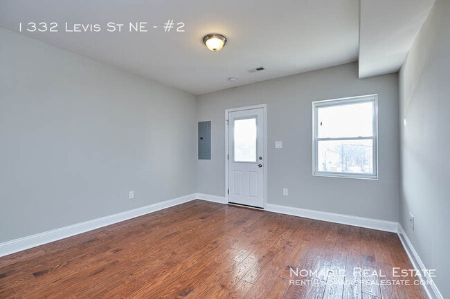 Building Photo - 1332 Levis St NE