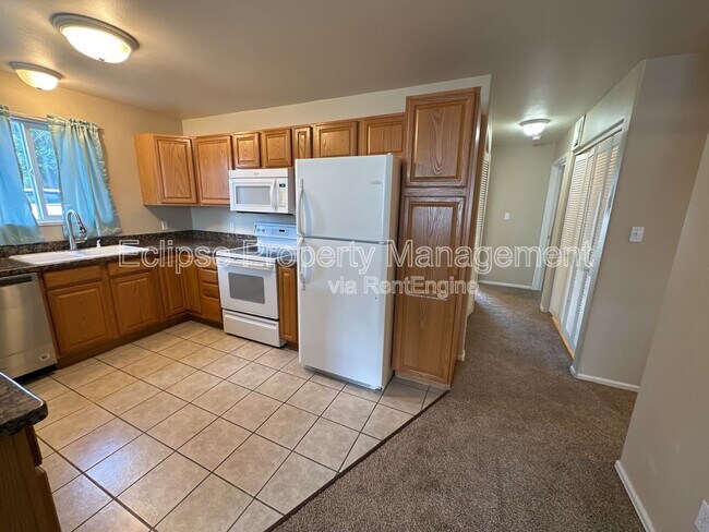 Building Photo - 488 Coronado Ct