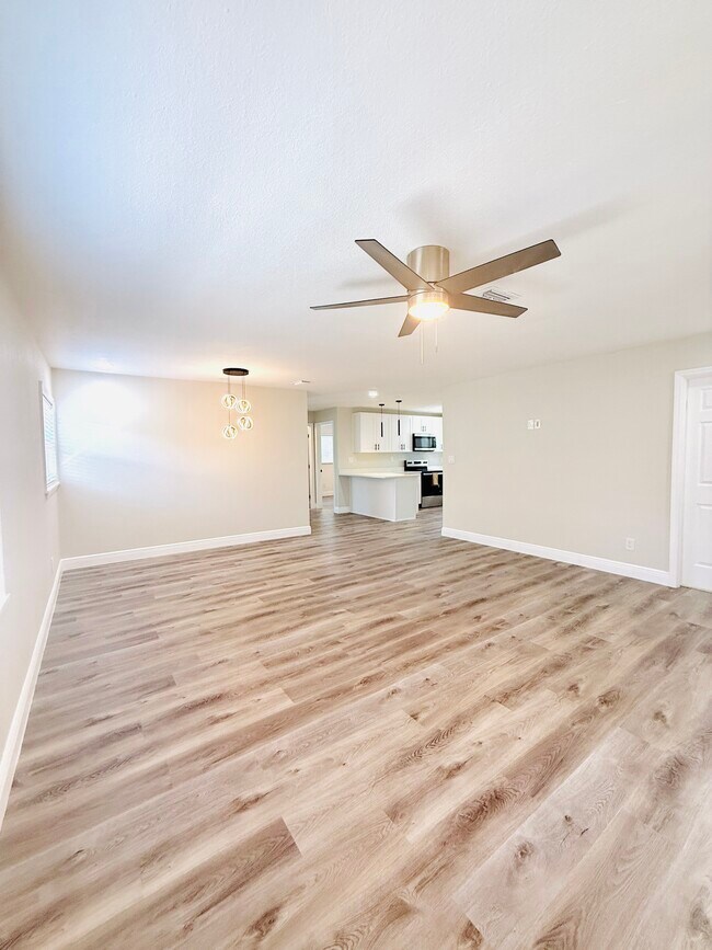 Building Photo - 1735 Michigan Ave NE