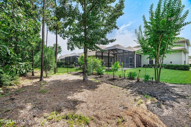 Building Photo - 150 Whisper Rock Dr