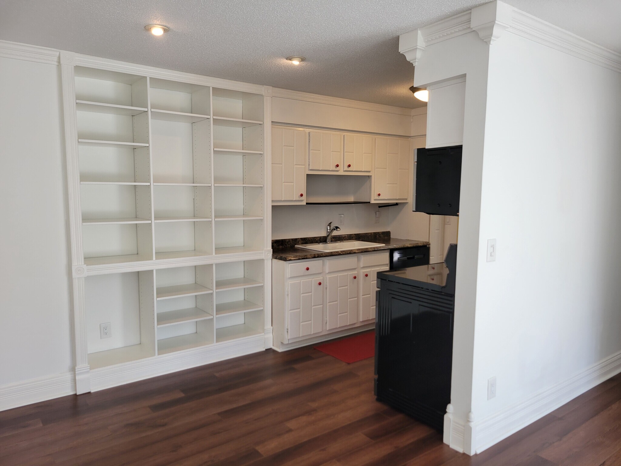 Dining Area - 4575 W 80th Street Cir