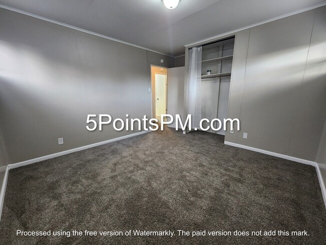 Building Photo - 1032 Andrew St