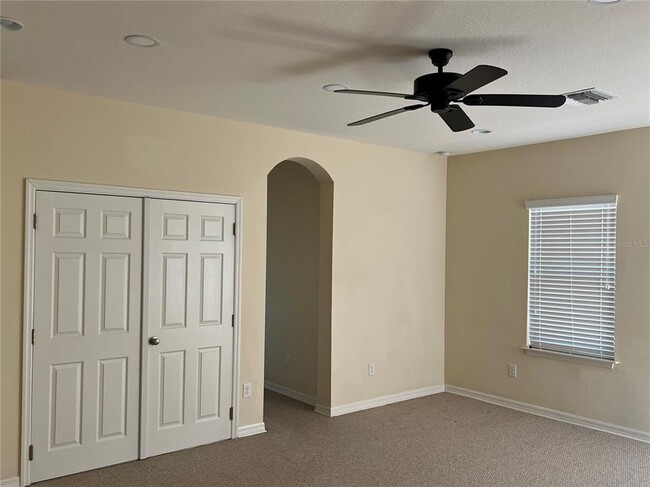 Building Photo - 5753 Hydrangea Cir