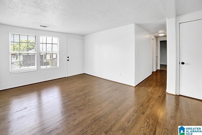 Building Photo - 4713 9th Ave S