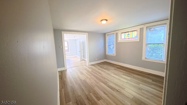 Building Photo - 309 Goldsmith Ave