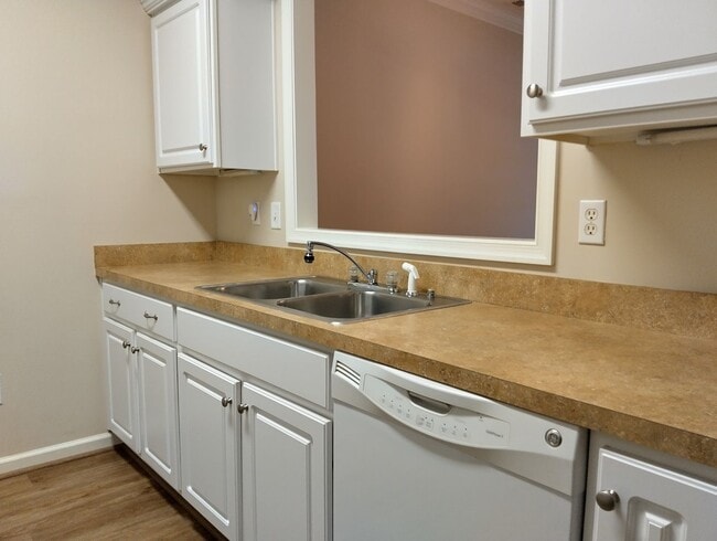 Building Photo - 3109 Craig End