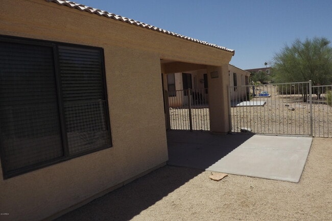 Building Photo - 13826 N Cambria Dr