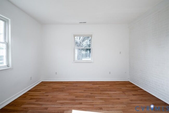 Building Photo - 1401 Byron St