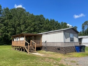 Building Photo - Don't Wait, Call Today