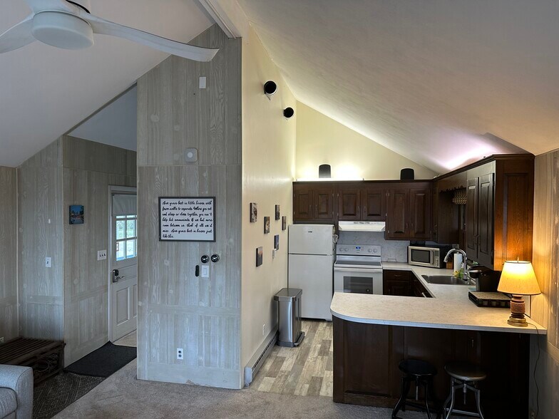 Building Photo - 50 Ancient Hwy