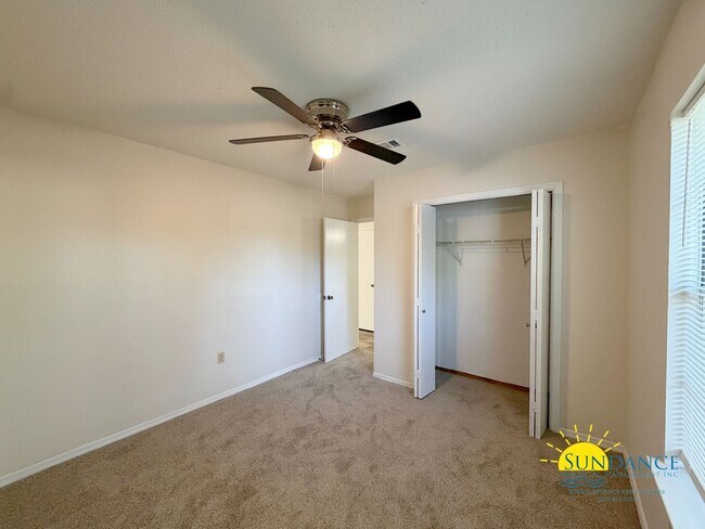 Building Photo - Nice 3 Bedroom Home Close to Eglin and Hurlburt Field AFB!