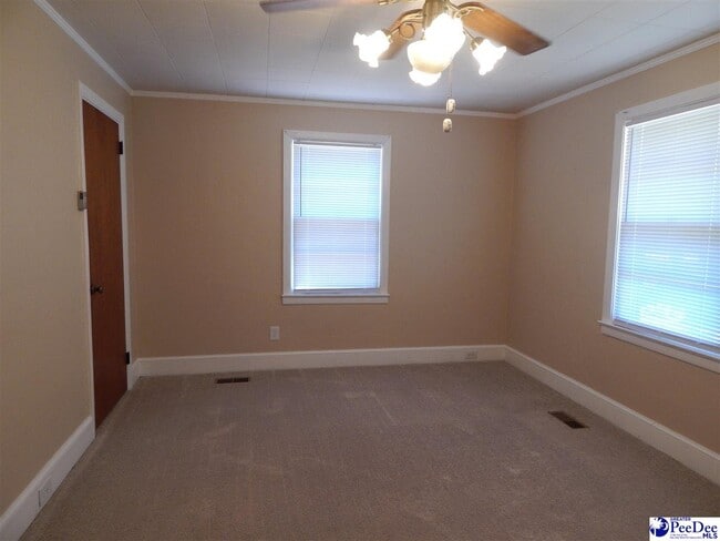 Building Photo - 2333 W McCown Dr