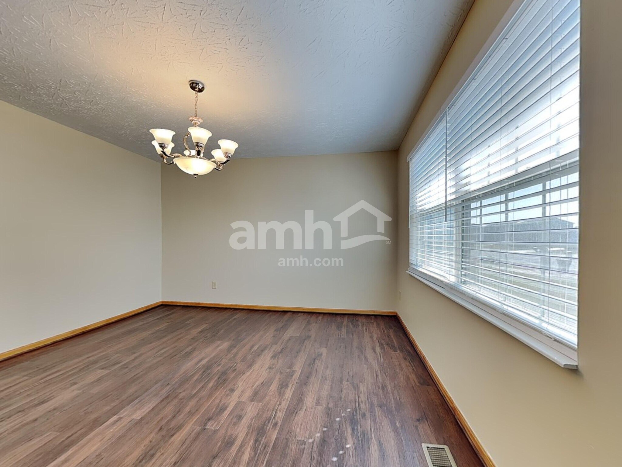 Building Photo - 942 Legacy Ct