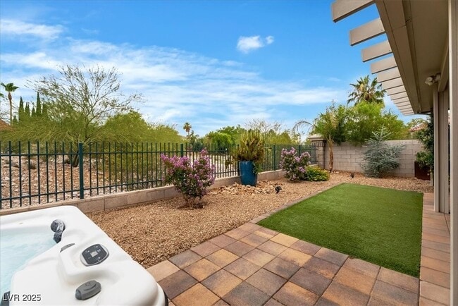 Building Photo - 3027 Panorama Ridge Dr