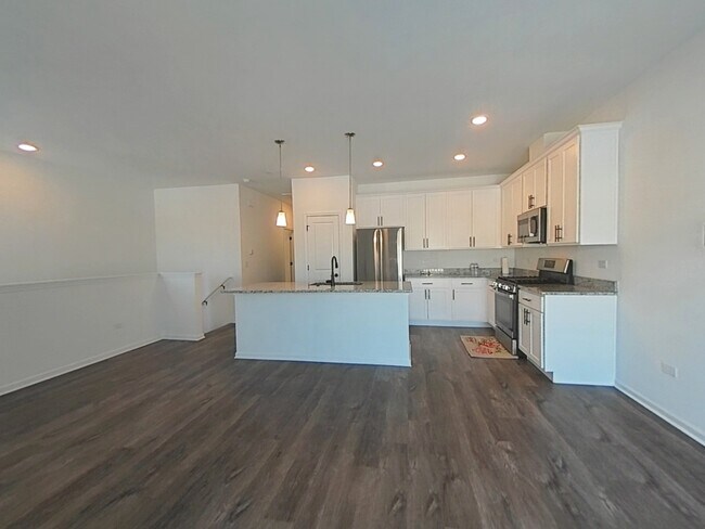 Building Photo - 4303 Chelsea Mnr Cir