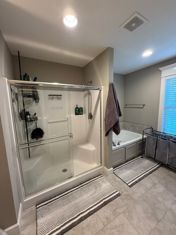 Building Photo - 5010 E Wild Horse Dr