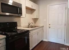 Building Photo - 3911 Overland Heights