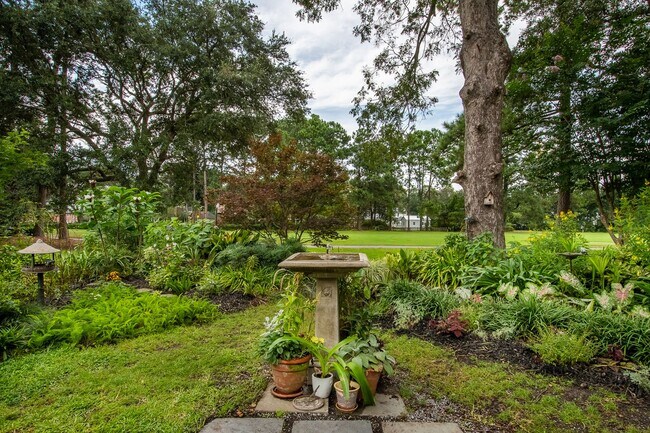 Building Photo - Immaculate Snee Farm Townhome for Rent!