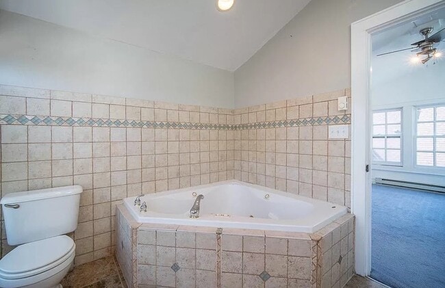 Building Photo - 3421 N Frederick Ave