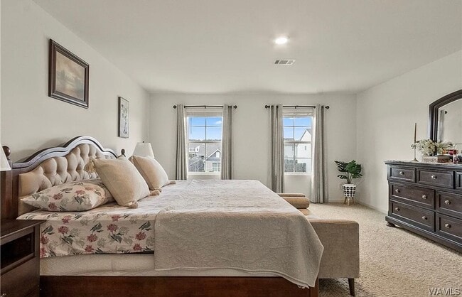 Building Photo - 3BR/2.5BA in Northport