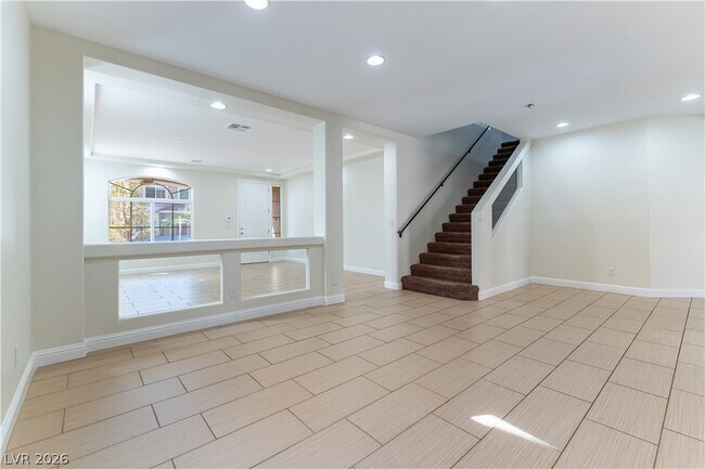 Building Photo - 5800 Collier Falls Ave
