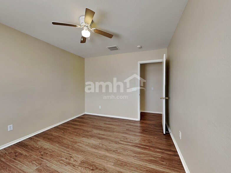 Building Photo - 22644 W Pima St