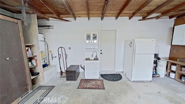 Building Photo - 8671 Kent Cir