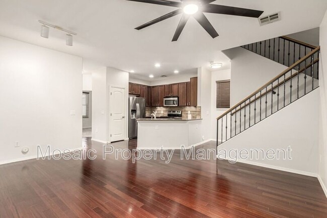 Building Photo - 1328 S Sabino Dr