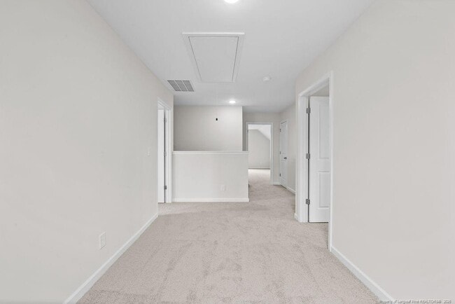 Building Photo - 276 Carr Ln
