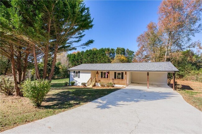 Building Photo - 130 Glory Ln