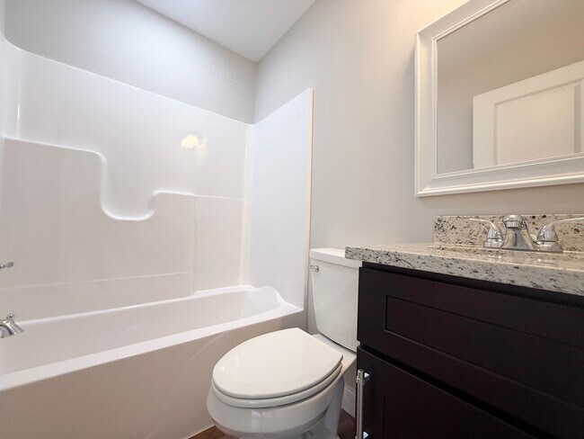 Building Photo - 5202 Oak Pt Ct