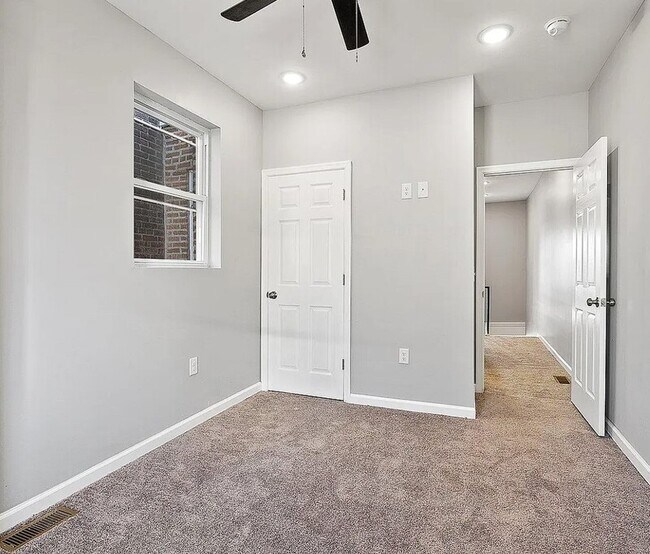 Building Photo - 1754 Georges Ln