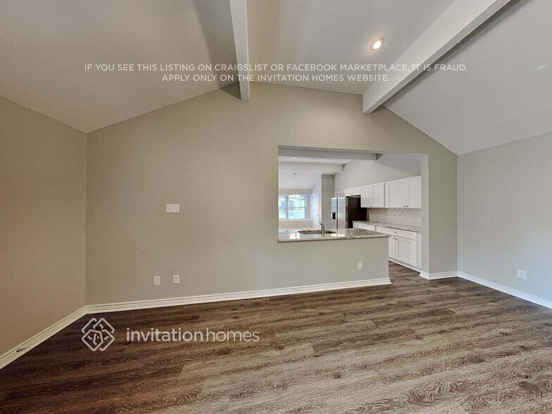 Building Photo - 1038 Fairview Ct