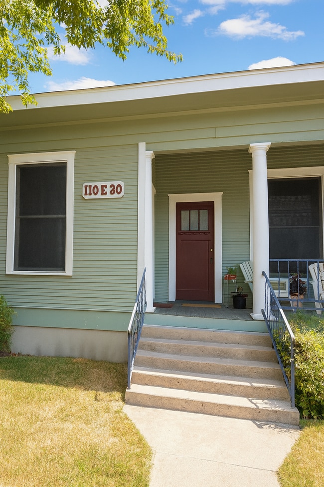 Building Photo - 110 E 30th St