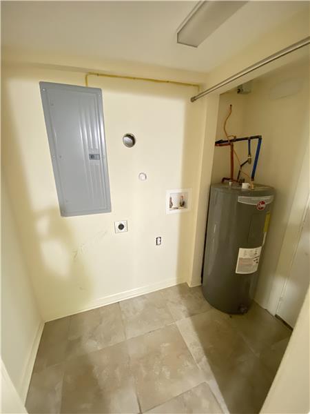 Building Photo - 220 Quacco Trail