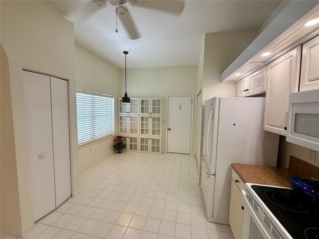 Building Photo - 8037 SW 115th Loop