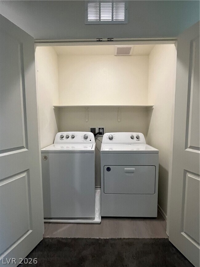 Building Photo - 1578 Dom River Dr