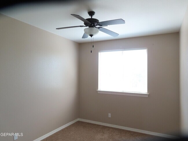 Building Photo - 1617 Etling Way