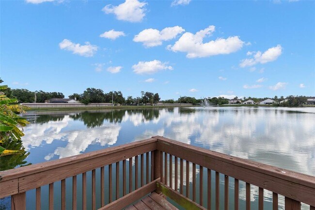 Building Photo - 870 Bayou View Dr