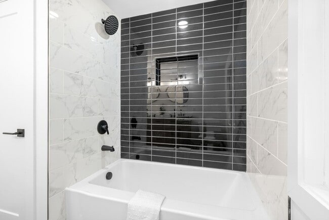 Building Photo - **NEW PRICE!!** Fantastic Fully-Renovated Home in Kingston Springs on Almost 1 Acre!