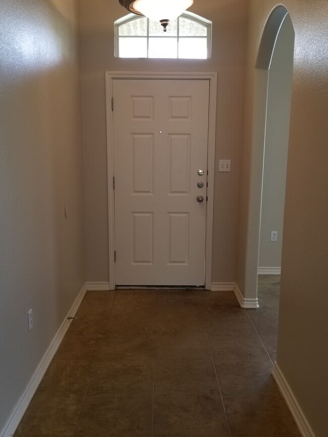 Building Photo - Great Home!