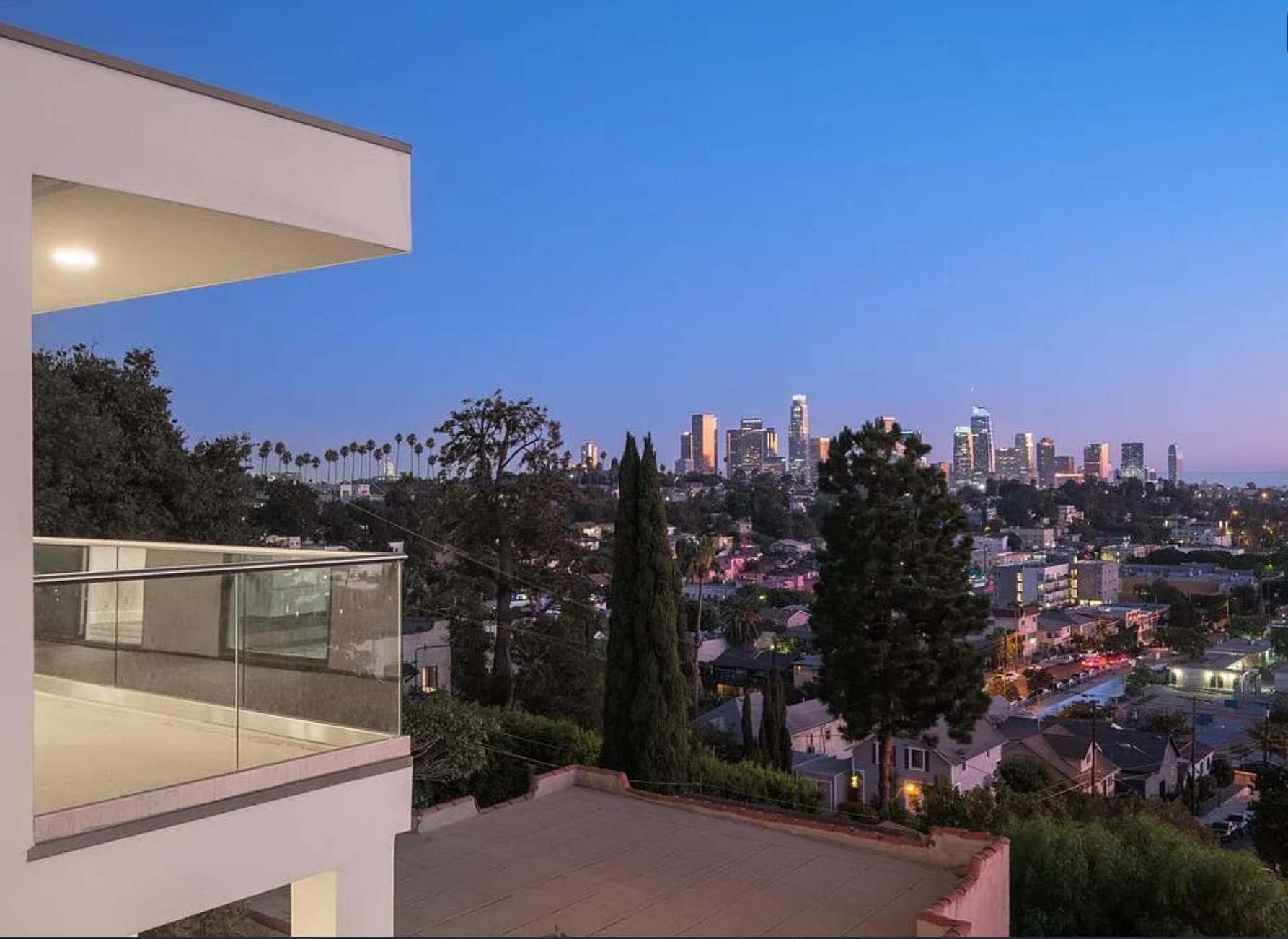 City views - 1549 Lucretia Ave