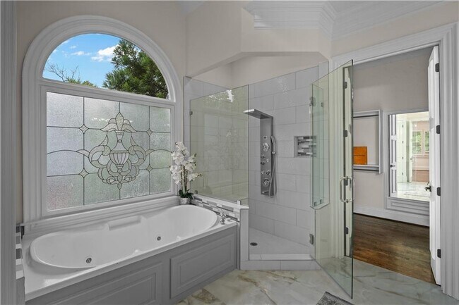 Building Photo - 8630 Moor Park Run