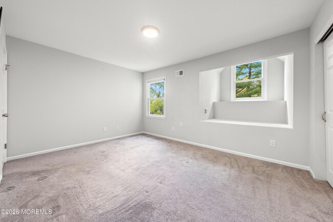 Building Photo - 15 Twain Ct