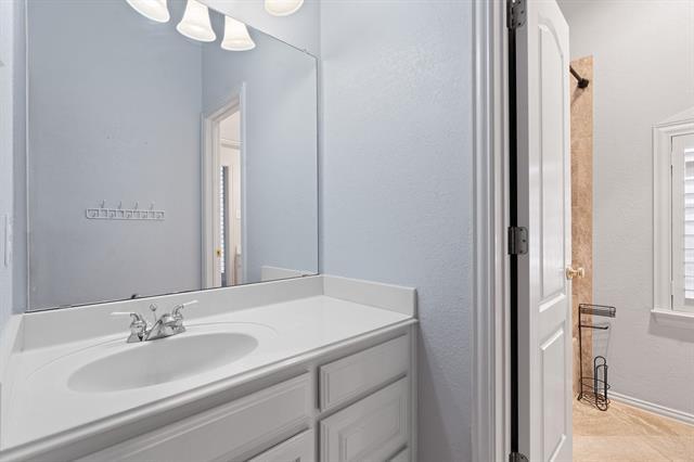 Building Photo - 4 Brookway Ct