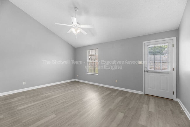 Building Photo - 4757 Royal Prince Way